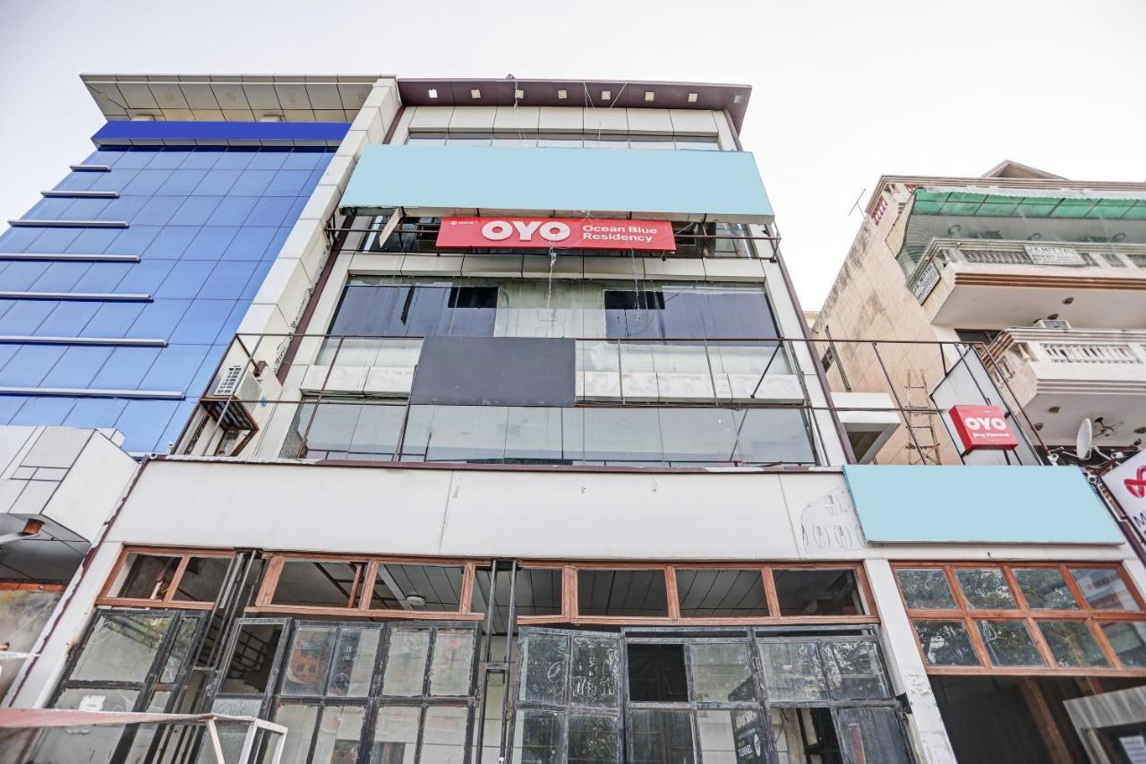 Oyo 81641 Collection O Hotel A1 Residency Nova Deli Exterior foto